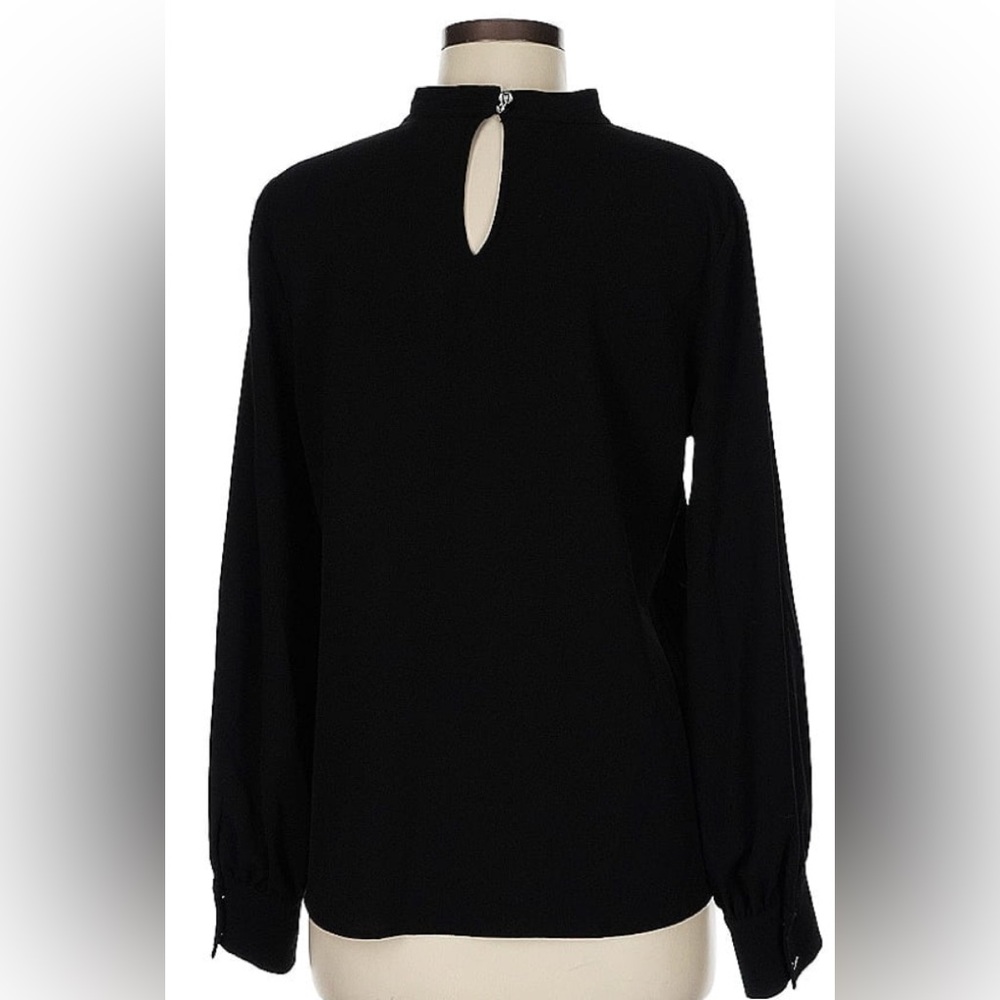 Cece Black V-Neck Blouse - Picture 2 of 8